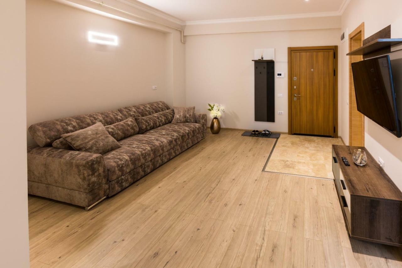 Rose Luxury Apartment ママイア エクステリア 写真